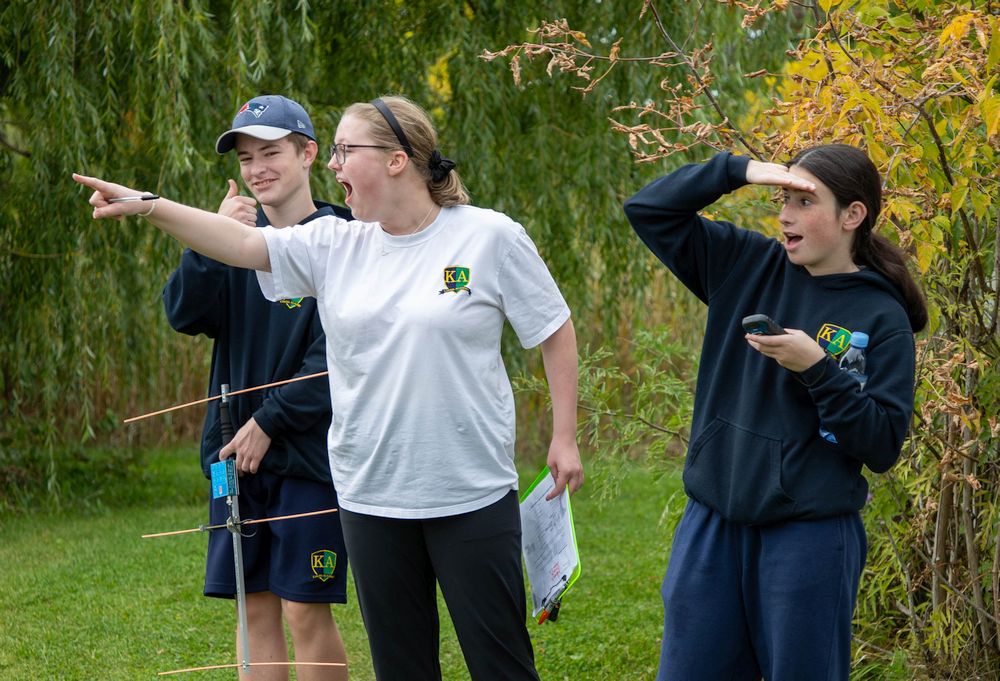 Right click and select view image