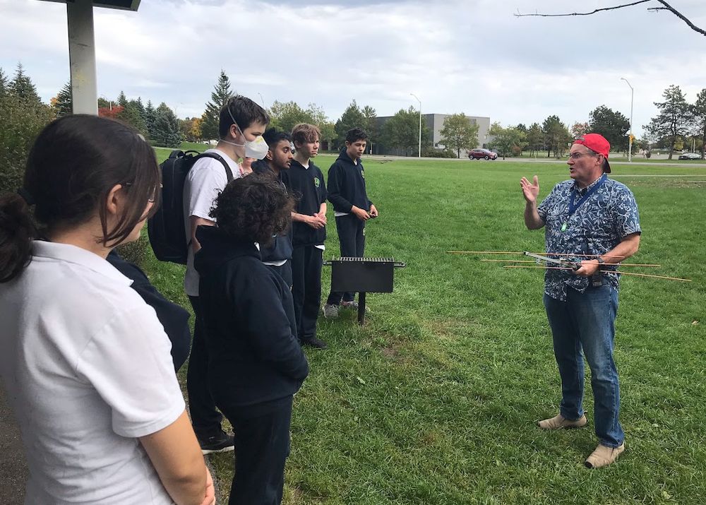 Right click and select view image